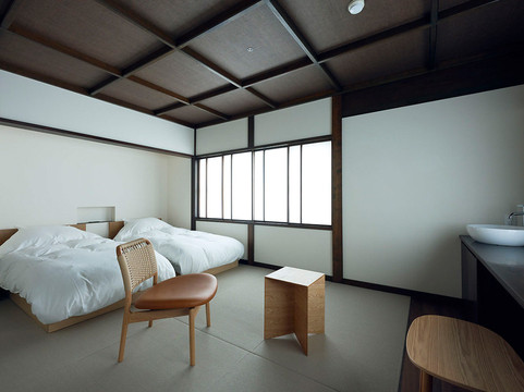 石神町·月与鮪