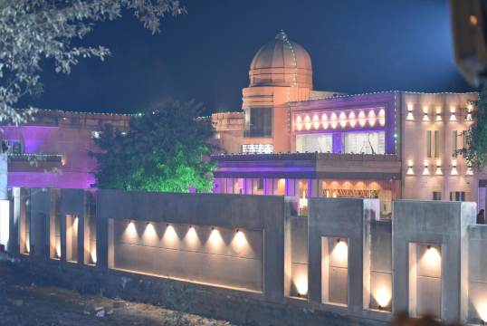 河滨度假村-官方