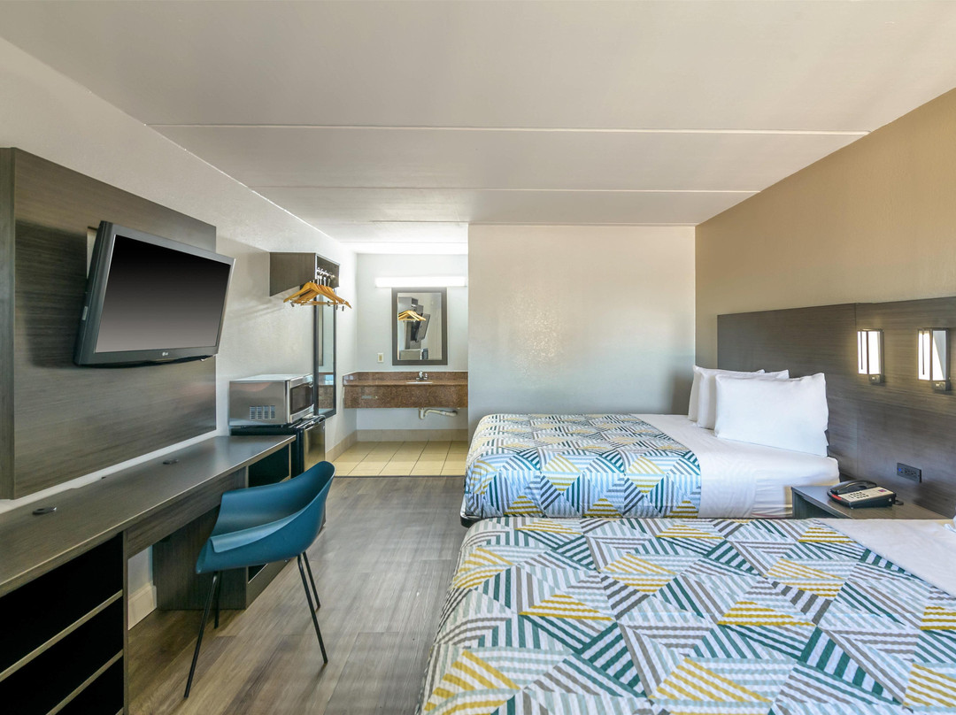 乔治亚斯托克布里奇 - 138 公路西 6 号汽车旅馆酒店