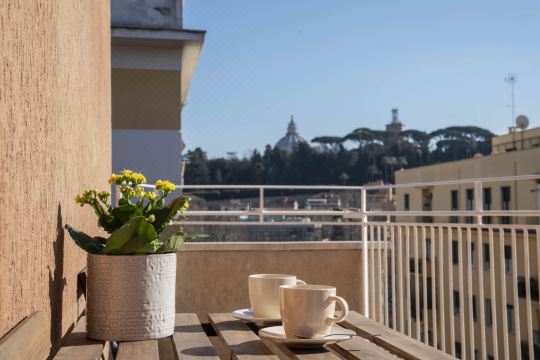 Vintage Cipro Apartment