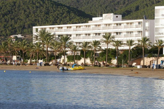 Arenal Hotel