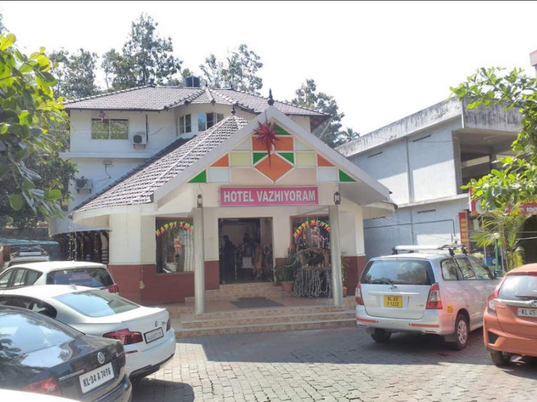 Hotel Vazhiyoram Mundakayam