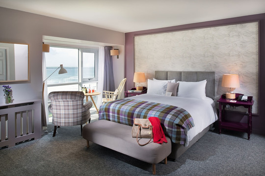 Quilty酒店住宿-亚玛德酒店