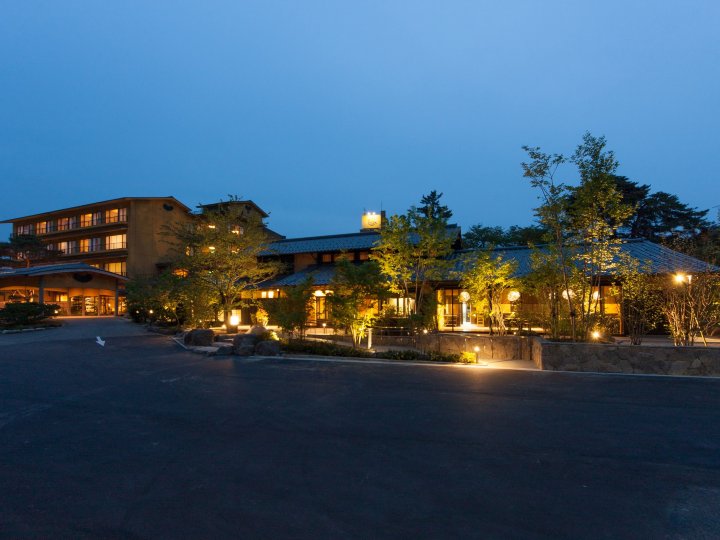 Hitohadano Yado Kawakin-官方