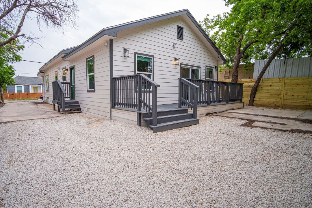 Your Dream Stay 4Br2BA Near Downtown Riverwalk