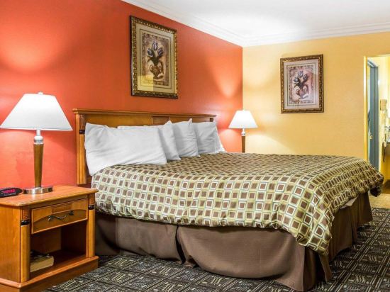 Rodeway Inn Old Town Temecula Room Type - Standard King Room - Non-Smoking