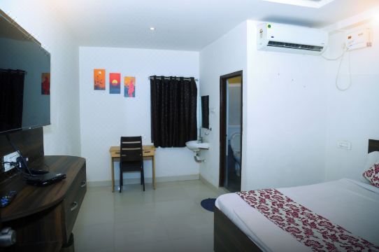 MR DWELL AIRPORTZONE