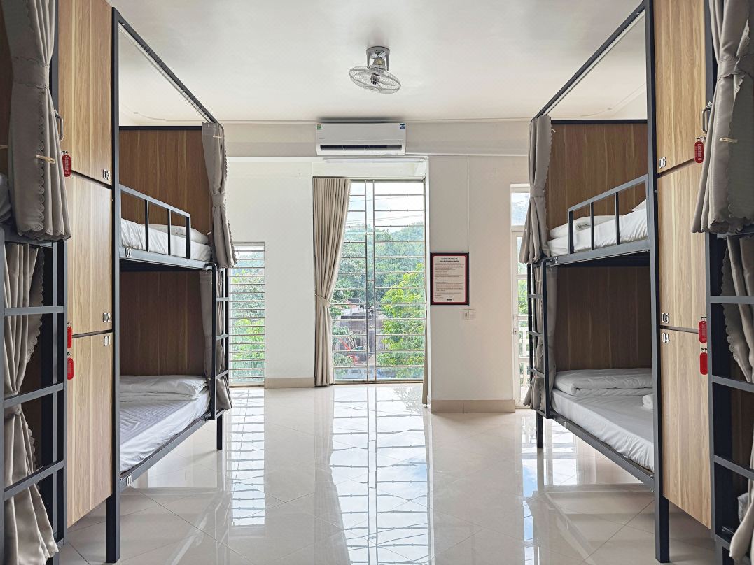 RAW旅舍 - 旅遊及摩託車出租