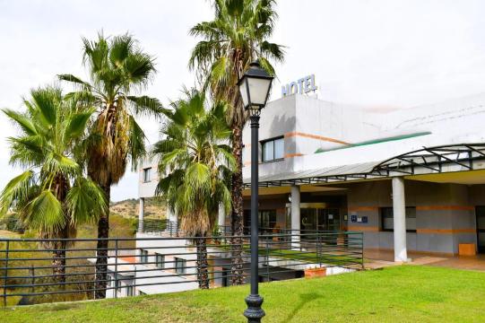 马法尔达德卡斯蒂利亚酒店-官方