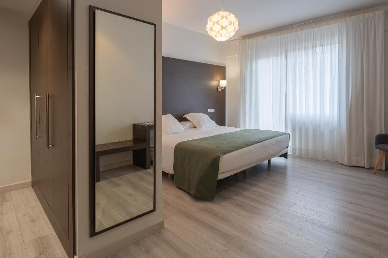 Penarrubia酒店住宿-Hotel Mendez Nunez