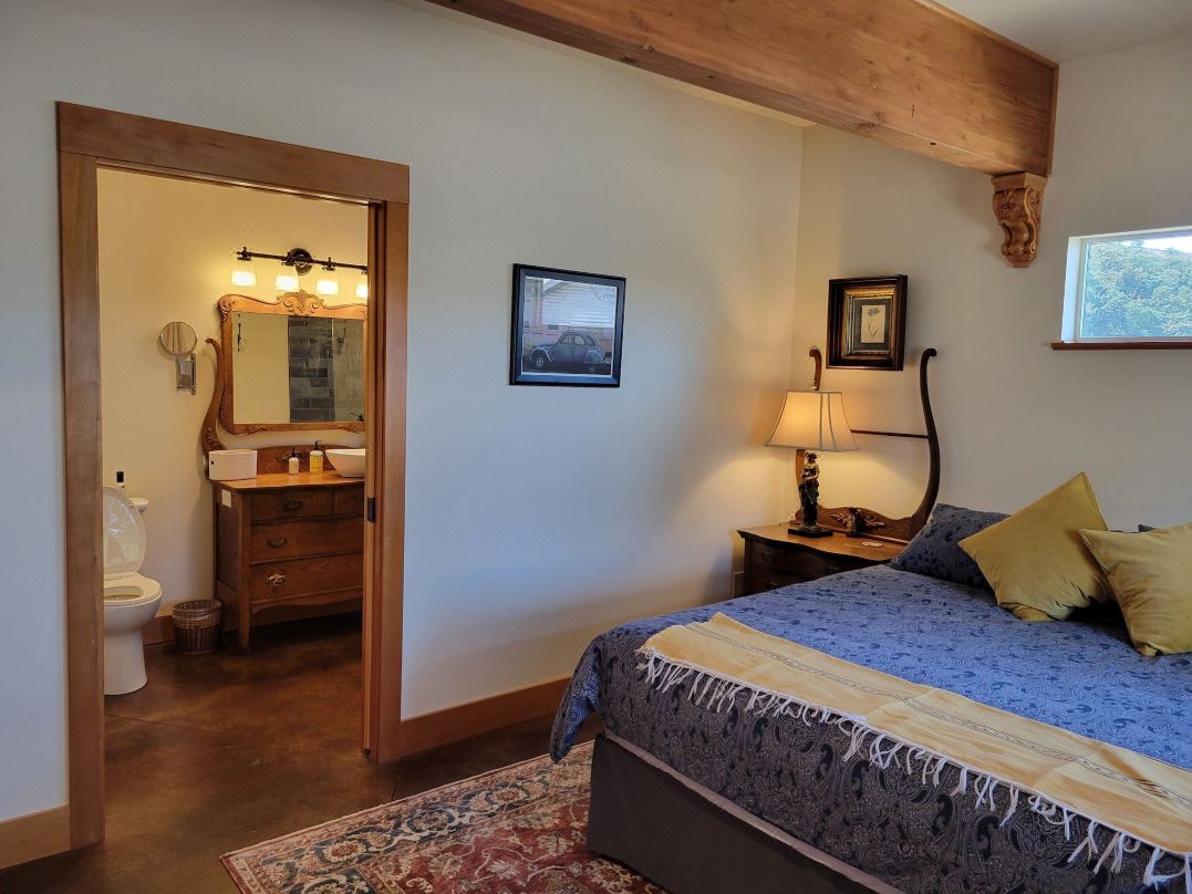 8 Mile Farm B&B