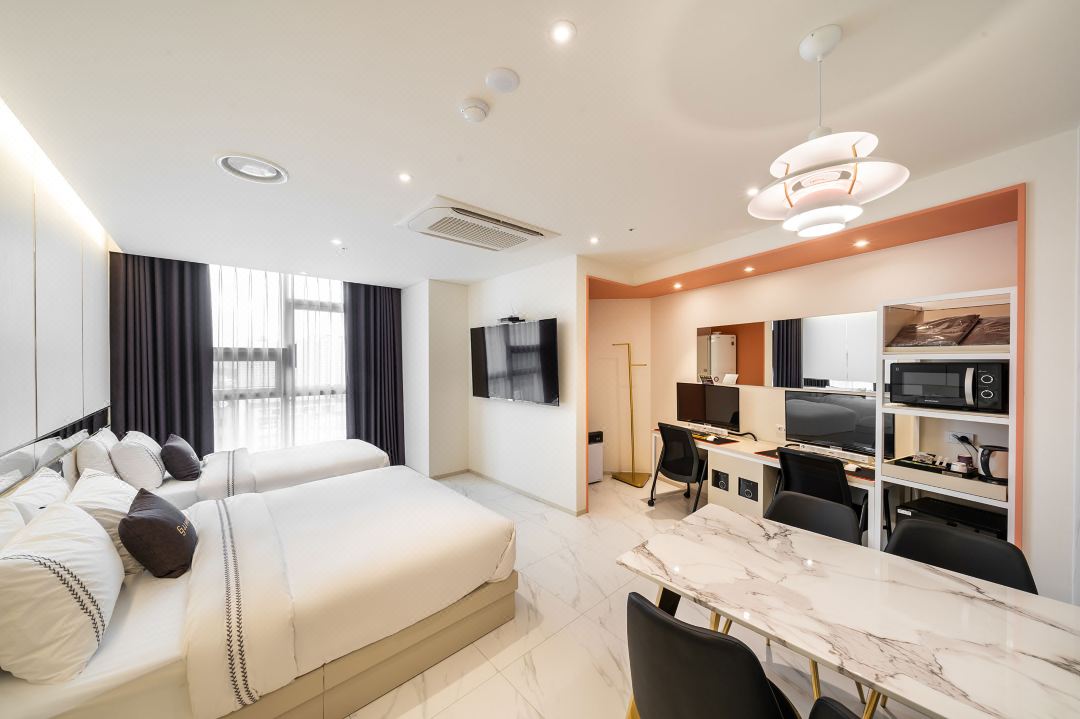 Gimpo JJ Hotel