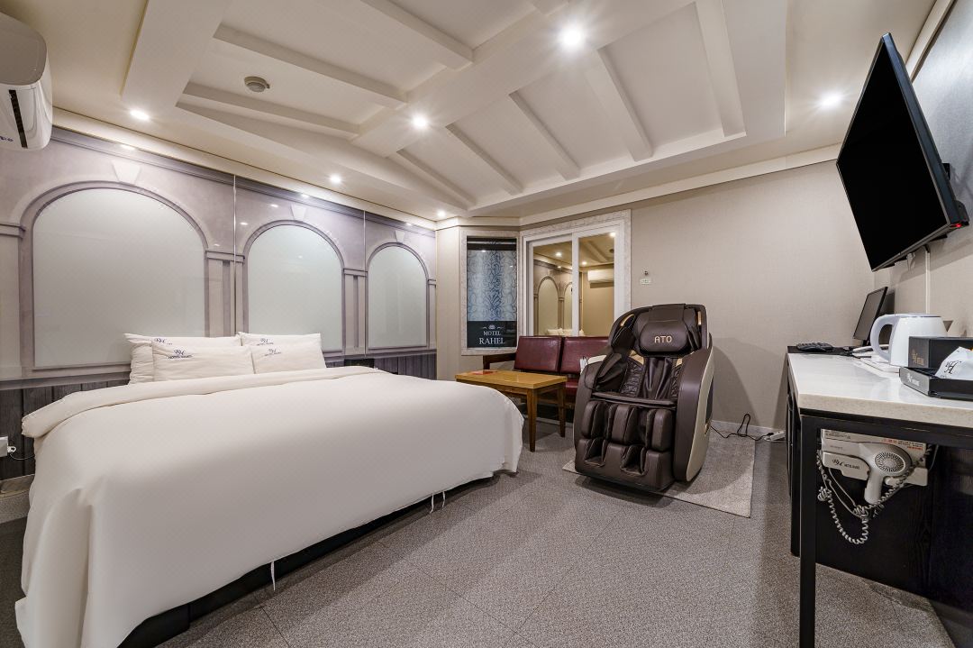 Ulsan Yeungnam Alps Rahel