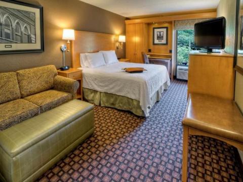 希尔顿欢朋酒店-布伦特伍德-官方