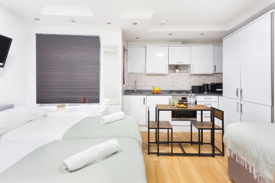 London Queen's Eurostar - Kings Cross