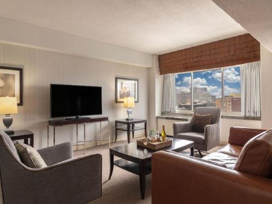 The Stamford Hotel Room Type - SUITE ONE BEDROOM