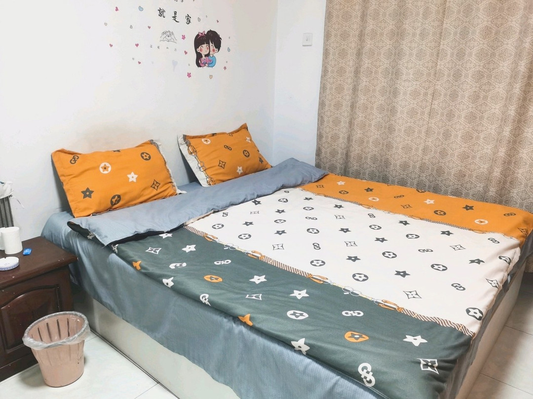 沐夏公寓(中央西大街1号分店)