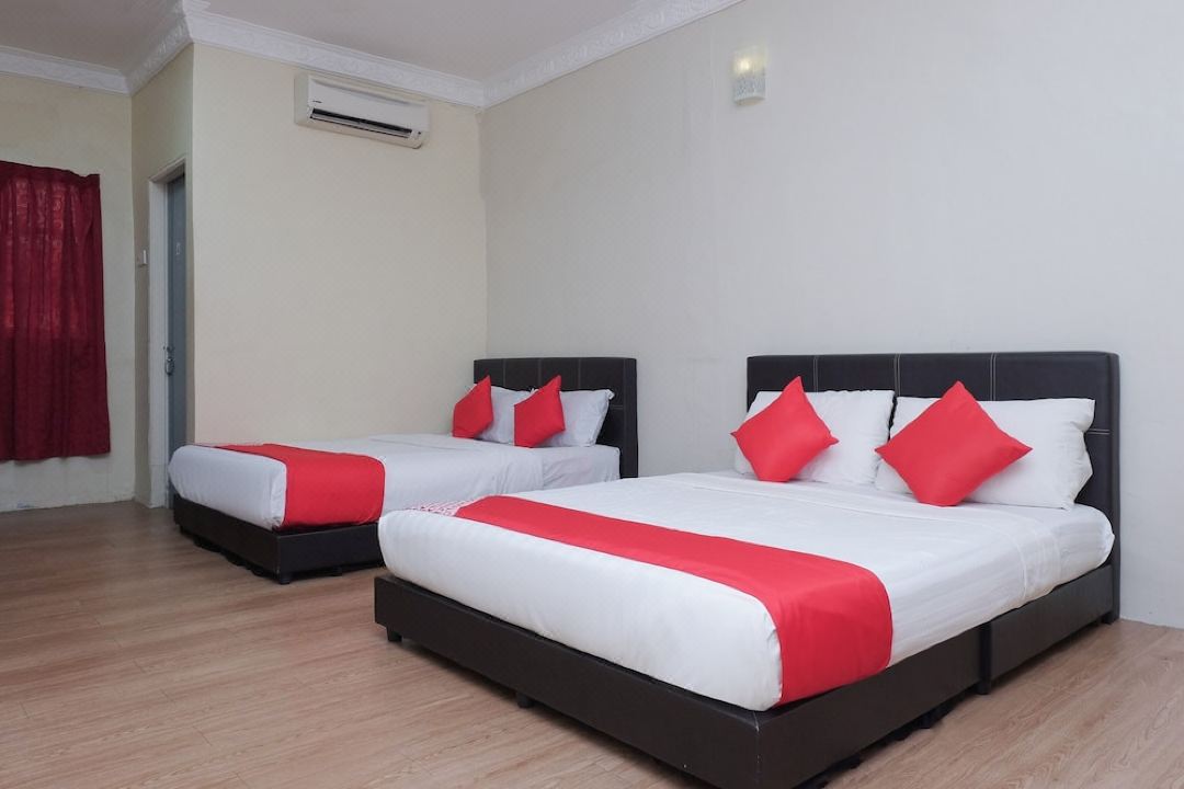 OYO 90080 Kay Inn Kerteh