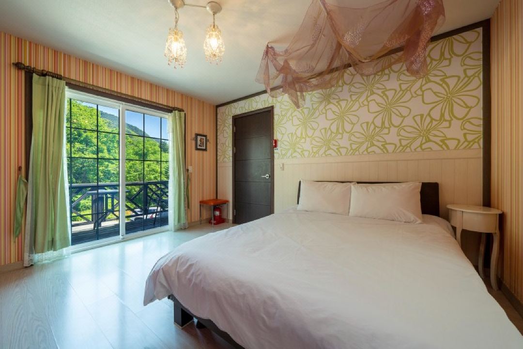 Yangyang Roselia Pension