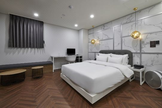 Ilsan Lafesta Limit8 Hostel