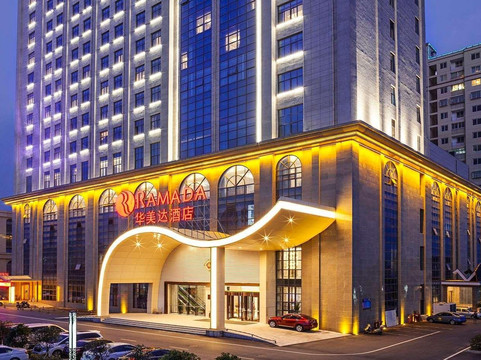 泰兴华美达酒店