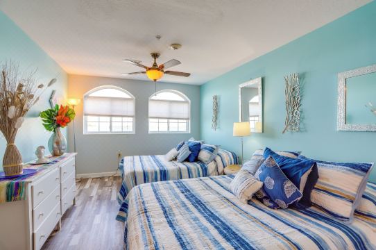 Cozy Middle Bass Island Getaway on Lake Eerie!