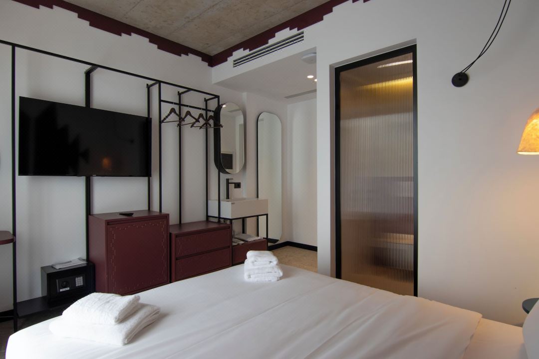 Bazaar Hotel
