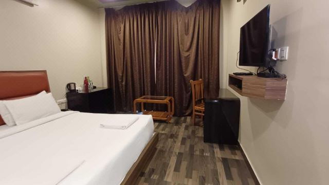 Hotel Sriram JB Residency
