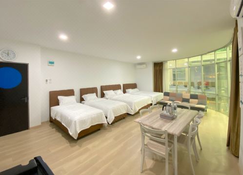 CN Homestay A2 Floor 1 at Nagoya Hill Mall