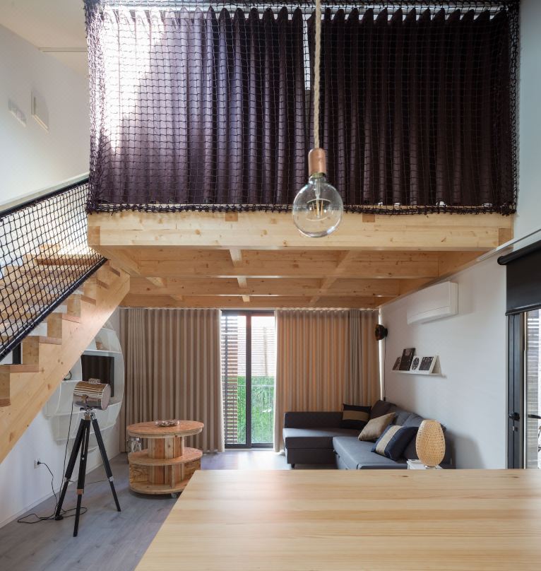 7 Gaia Roaster Apartments