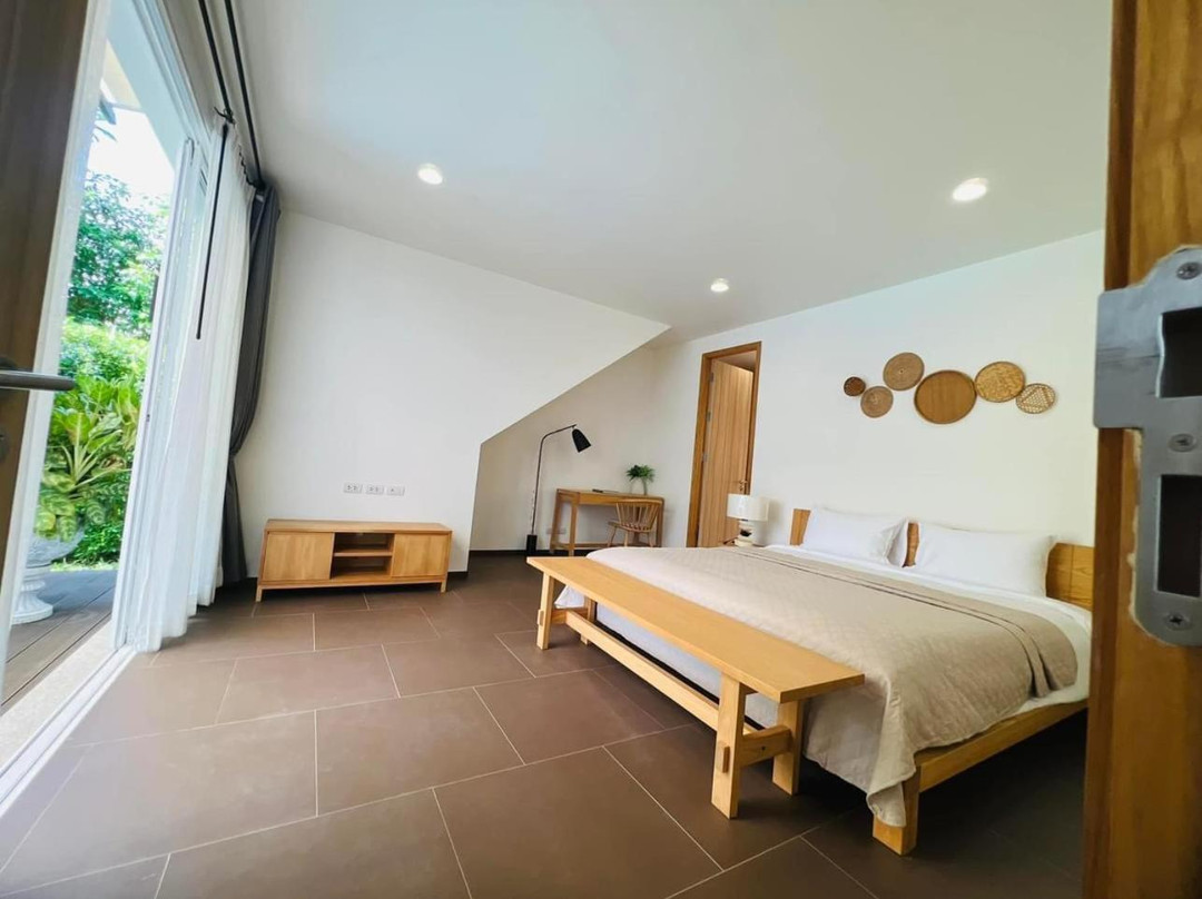 Lively Holiday Home