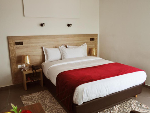 滨海达赫拉酒店