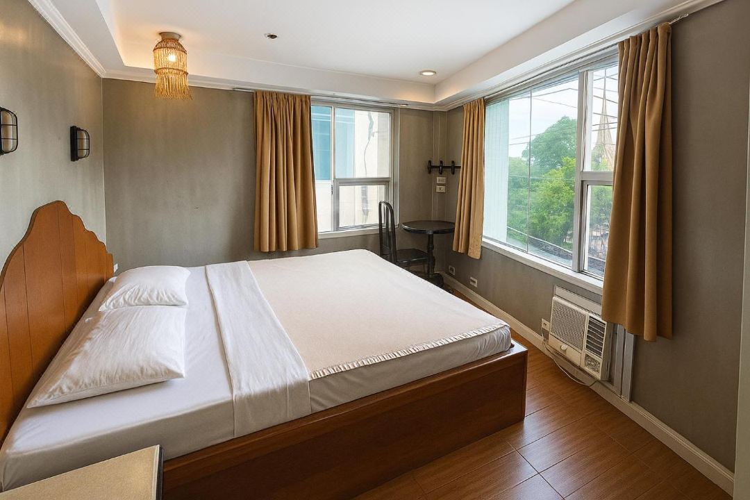 Connector Hostel