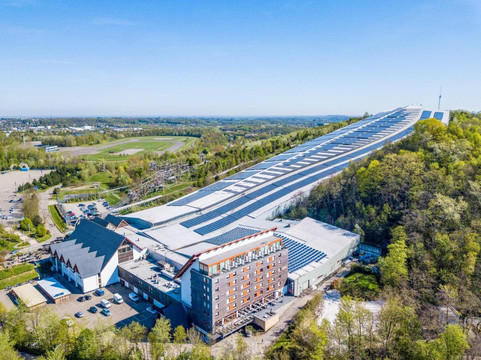 Herzogenrath酒店住宿-Alpine Hotel Snowworld