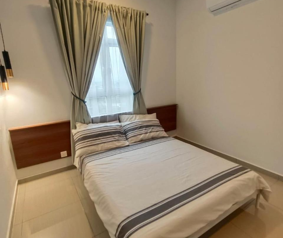 Adilili Mesahill Premier Homestay, Nilai near KLIA USIM AEON Mall Mesa Mall Aurelius Hospital