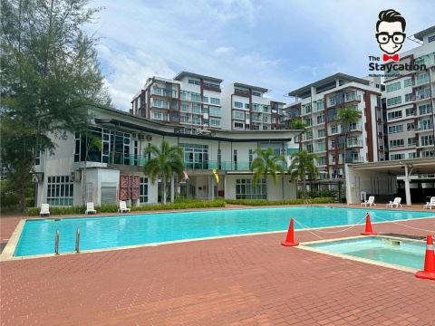 Staycation Homestay 14 P Residence Kuching Condo