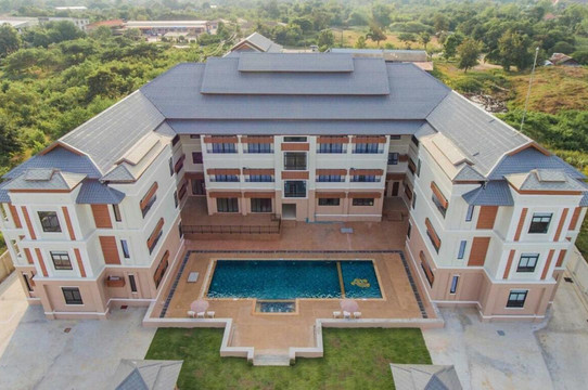 S-塔万酒店及会议中心