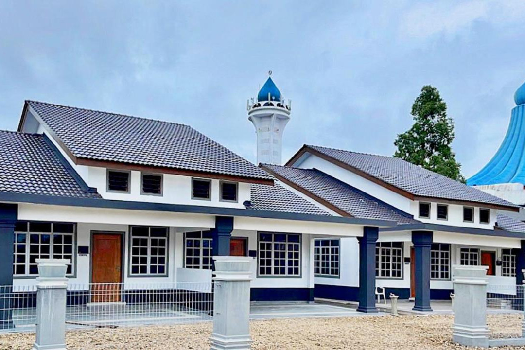NAZZA Homestay Besut with Pool