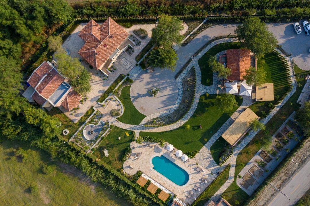Zigo's Hotel