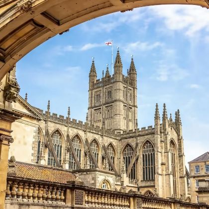 伦敦巴斯+巨石阵一日游[纯中文团/12年资深司导专业服务]