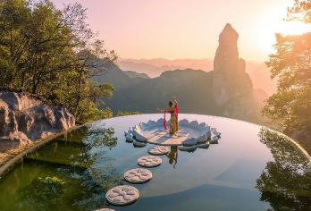 台州神仙居一日游【杭州市区上门接 周末游 打卡网红如意桥】【[网红如意桥]鸟巢设计师，横跨峡谷，犹如天空之眼，网红打卡地。】