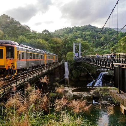 九份老街+十分老街+十分瀑布一日游【日文導遊｜保證出團】