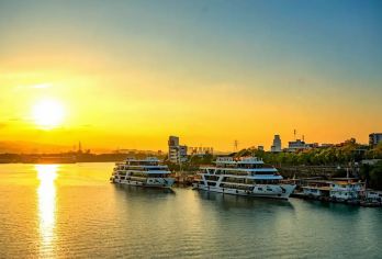 【船进】三峡人家+水上人家+山上人家+溪边人家+巴王寨一日游【‌专车直达核心区‌：旅游大巴直抵景区，高效开启峡江之旅。】