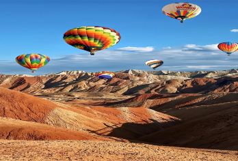 张掖七彩丹霞一日游【独立包车+当日市区酒店/动车站可接送】【张掖市区酒店上门接，当日动车站免费接送】