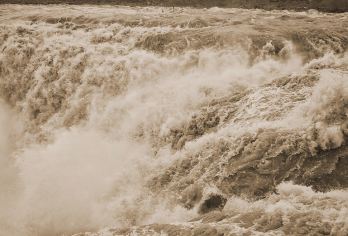 陕西黄河壶口瀑布+黄帝陵一日游【可选2+1头等舱丨三环接早】【[贴心服务]三环内酒店上门接早，舒适大巴，让您体验贴心般的照顾！】