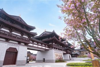 湖南铜官窑+靖港古镇一日游【纯玩包车+上门接送+车型自选】【[纯玩包车]包车出行，按车报价，行程独立自由，时间随心，睡到自然醒！家庭出游、亲子游、一对一服务。】