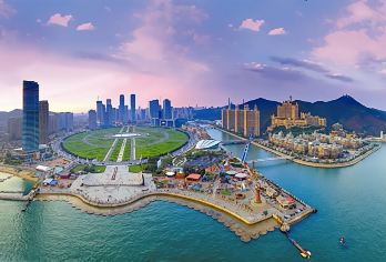 大连环海玩一日游【星海广场+滨海路+跨海大桥+莲花山观景台+北大桥+渔人码头+棒棰岛+东方威尼斯+帆船出海】