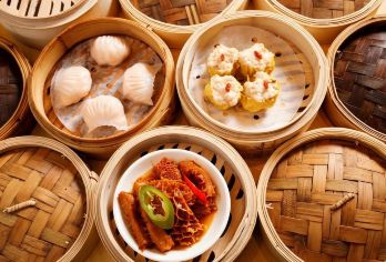 15人团丨寻味米其林丨香港添好运点心+深水埗+水上的士半日游【品必打卡餐厅-添好运精美点心！打卡市井文化-鸭寮街跳蚤市场 ！】