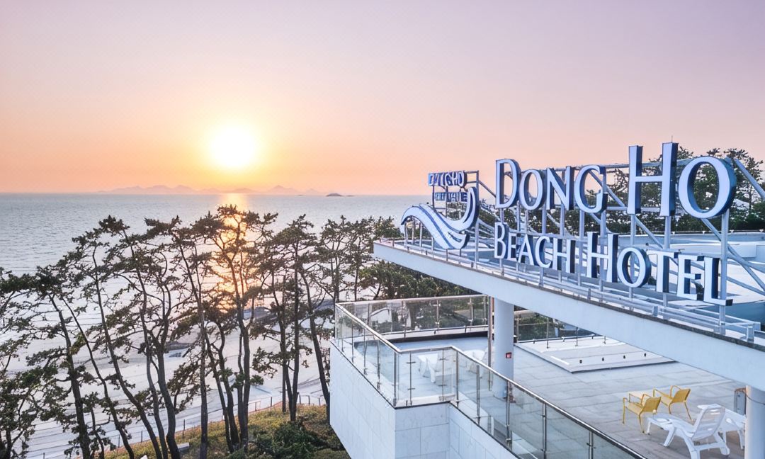DONGHO BEACH HOTEL