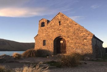 皇后镇+库克山+蒂卡波湖+好牧人小团体一日游【皇后镇到基督城【从皇后镇到基督城，驾车穿越新西兰令人叹为观止的壮丽景色】